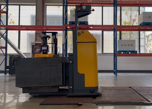 The Evolution of Warehouse AMR Automation