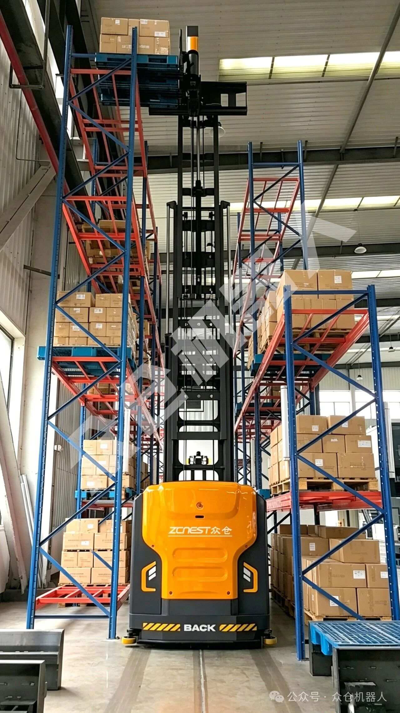 ZCNEST ADV | All Directional VNA AMR | 11m Lifting Height, 1.65m Ultra-Narrow Aisle