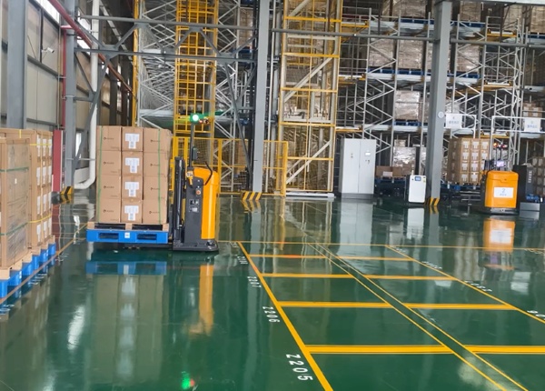 Can Chinese Warehouse Robots Operate Efficiently in High-Humidity Manufacturing Plants